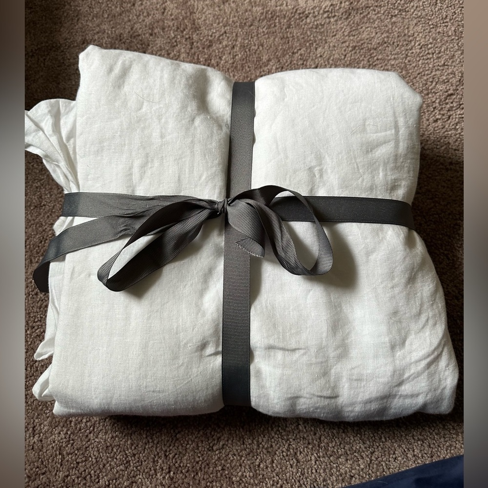 Pottery Barn Belgian Flax Linen Duvet Cover, Full Queen Flagstone White Color …